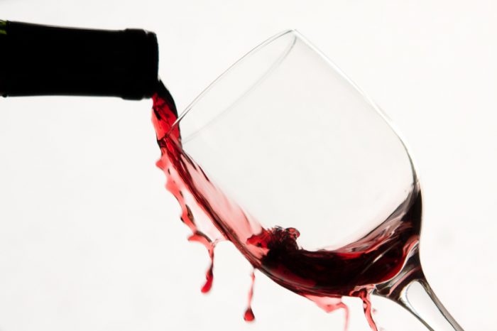 #dica...mancha de vinho tinto: como remover...