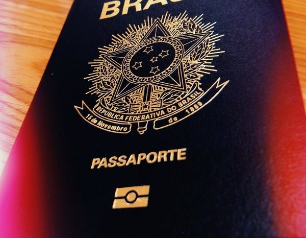 Existe atendimento de primeiro do mundo no Rio de Janeiro: o da Polícia Federal para a renovação de passaportes!